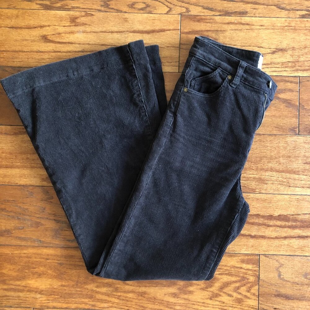 Rolla's Eastcoast Flares